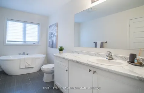 89 North Garden Boulevard Scugog ON L9L 0E1