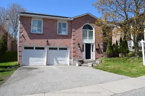 797 Lochness Crescent Oshawa ON L1J 7R2