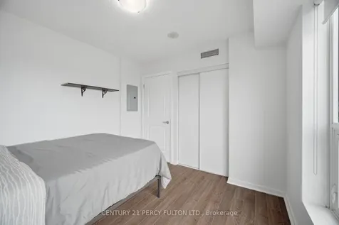 1235 Bayly Street Pickering ON L1W 1L7