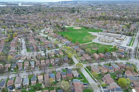 47 Radford Drive Ajax ON L1T 2G5