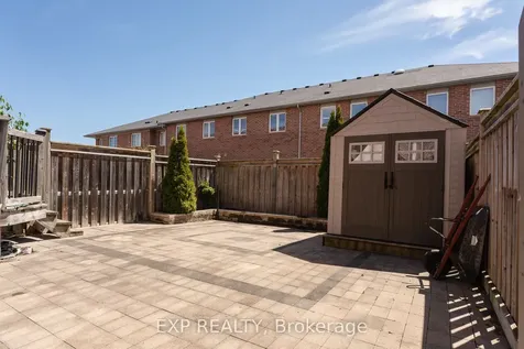 29 Michaelman Road Ajax ON L1S 0C9