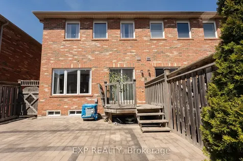 29 Michaelman Road Ajax ON L1S 0C9