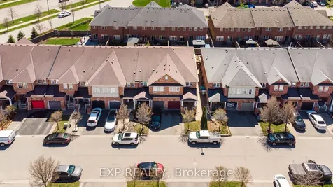 29 Michaelman Road Ajax ON L1S 0C9