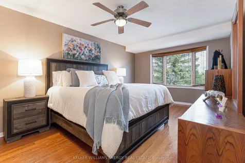 873 Lochness Crescent Oshawa ON L1J 7P9