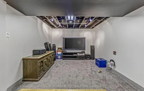 227 Durham Street Oshawa ON L1J 5R2