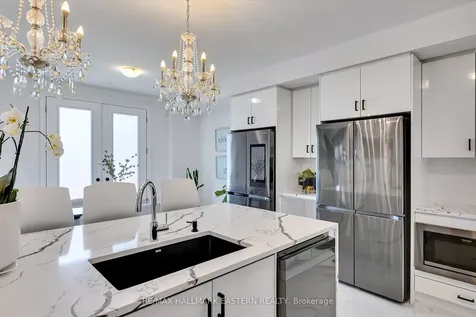 118 Whitehand Drive Clarington ON L1B 0W1