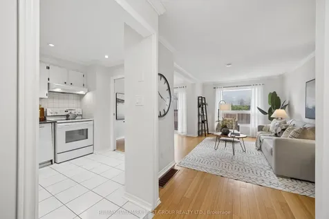 1330 Trowbridge Drive Oshawa ON L1G 7L1