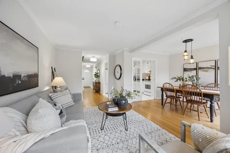 1330 Trowbridge Drive Oshawa ON L1G 7L1
