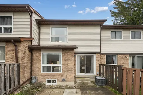 1330 Trowbridge Drive Oshawa ON L1G 7L1