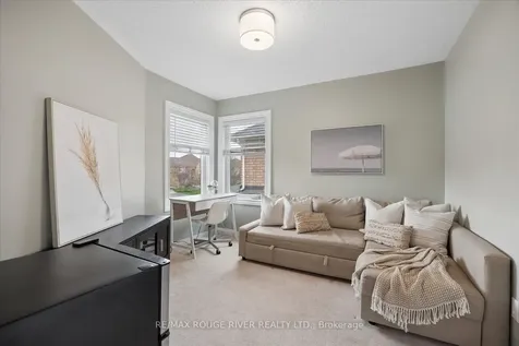25 Medland Avenue Whitby ON L1P 1S1