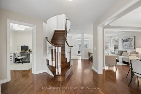 25 Medland Avenue Whitby ON L1P 1S1