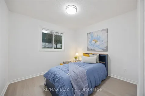 14 Penfound Drive Clarington ON L1C 4C5
