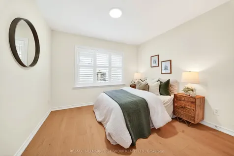 50 Gilroy Drive Toronto ON M1P 1Z9