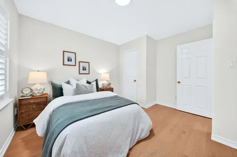 50 Gilroy Drive Toronto ON M1P 1Z9