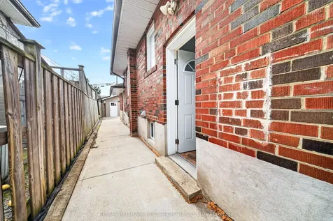 50 Gilroy Drive Toronto ON M1P 1Z9