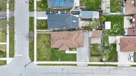 50 Gilroy Drive Toronto ON M1P 1Z9