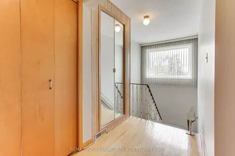 41A North Edgely Avenue Toronto ON M1K 1T5