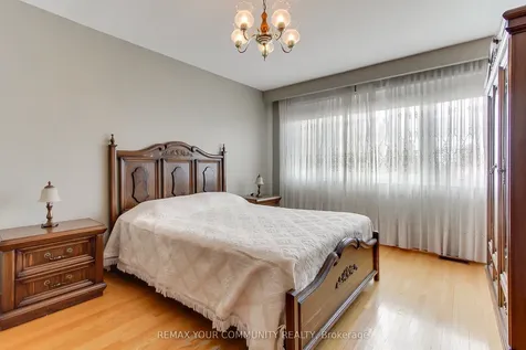41A North Edgely Avenue Toronto ON M1K 1T5