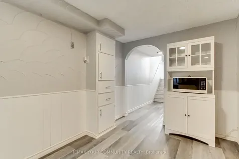 41A North Edgely Avenue Toronto ON M1K 1T5