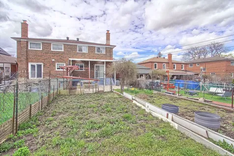 41A North Edgely Avenue Toronto ON M1K 1T5