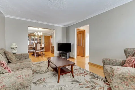 41A North Edgely Avenue Toronto ON M1K 1T5