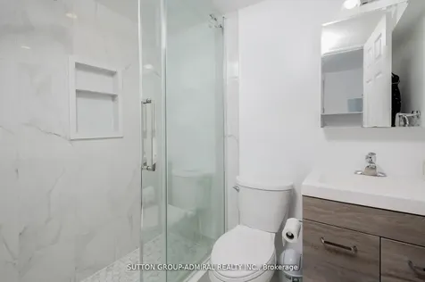 1300 Oxford Street Oshawa ON L1J 6C5