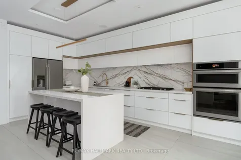 3 Judith Drive Toronto ON M4J 2R8