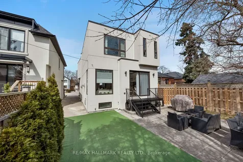 3 Judith Drive Toronto ON M4J 2R8