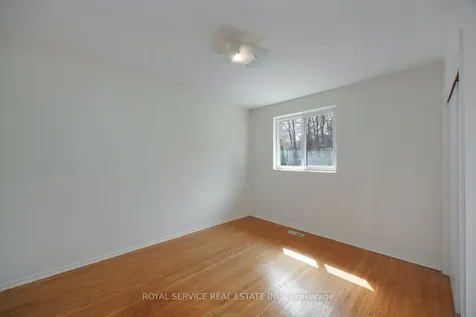 14 Hathway Drive Toronto ON M1P 4L5