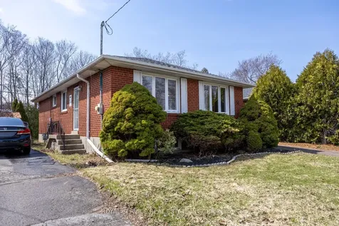 14 Hathway Drive Toronto ON M1P 4L5