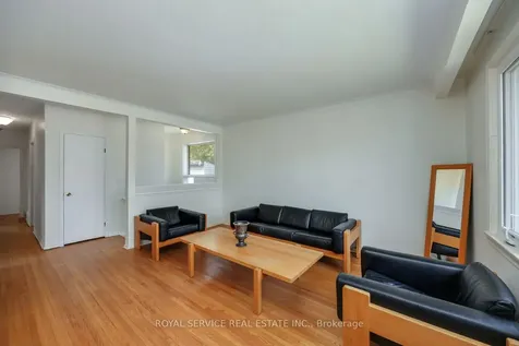 14 Hathway Drive Toronto ON M1P 4L5