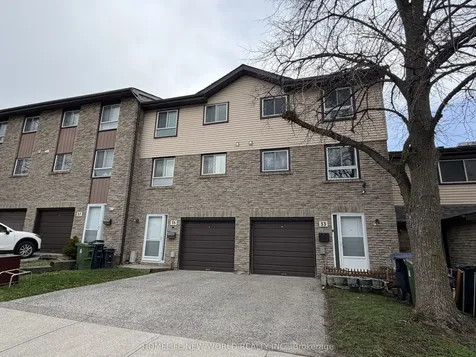 1121 Sandhurst Circle Toronto ON M1V 1V4