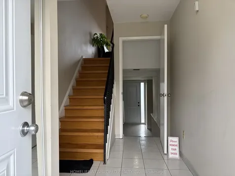 1121 Sandhurst Circle Toronto ON M1V 1V4