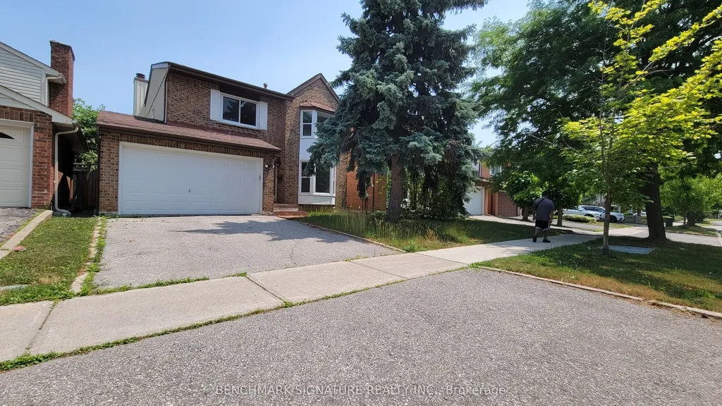 35 Wintermute Boulevard Toronto ON M1W 3M5