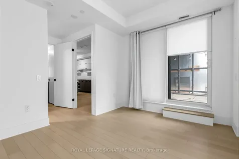 1888 Queen Street E Toronto ON M4L 1H4
