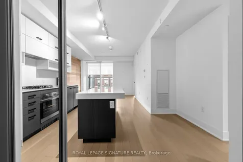 1888 Queen Street E Toronto ON M4L 1H4