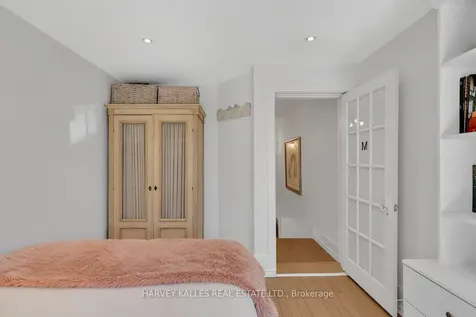 130 Morse Street Toronto ON M4M 2P8
