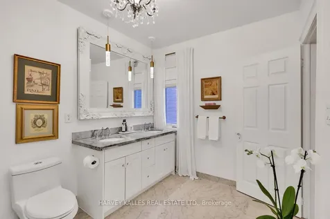 130 Morse Street Toronto ON M4M 2P8