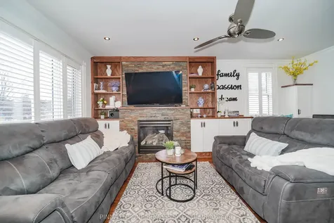 804 Byron Street S Whitby ON L1N 4R8