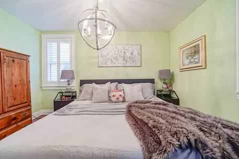 804 Byron Street S Whitby ON L1N 4R8