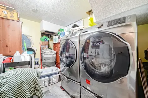 804 Byron Street S Whitby ON L1N 4R8