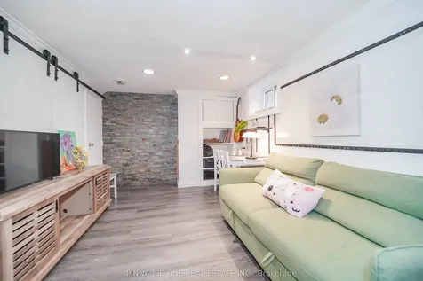 804 Byron Street S Whitby ON L1N 4R8