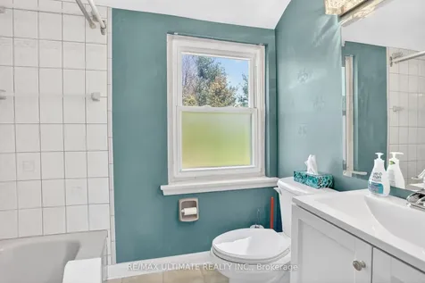 128 Woodfern Drive Toronto ON M1K 2L5