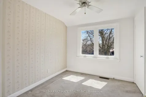 128 Woodfern Drive Toronto ON M1K 2L5