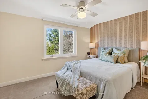 128 Woodfern Drive Toronto ON M1K 2L5