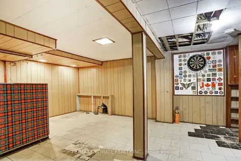 128 Woodfern Drive Toronto ON M1K 2L5