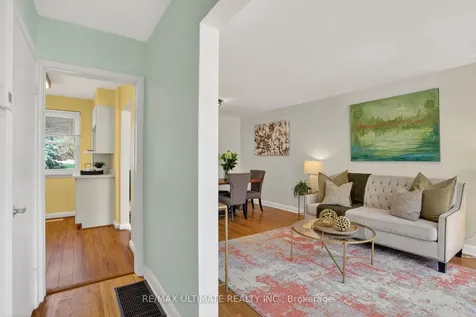 128 Woodfern Drive Toronto ON M1K 2L5