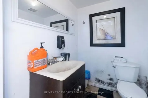 2230 Kingston Road Toronto ON M1N 1T9