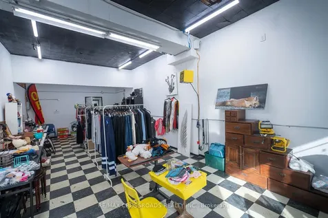 2230 Kingston Road Toronto ON M1N 1T9