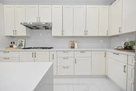 95 Dunkirk Road Toronto ON M4C 2M5